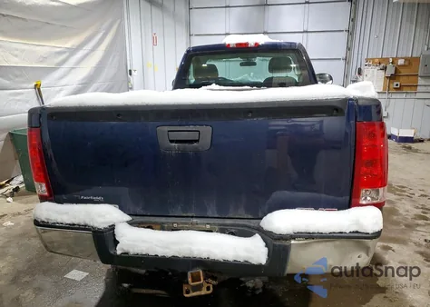 2010 GMC Sierra K1500 z USA, uszkodzony, nr VIN 1GTPKTE08AZ186001